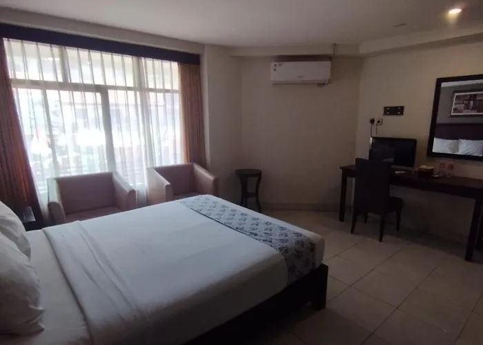 Hotel Grandsaraswati Semarang